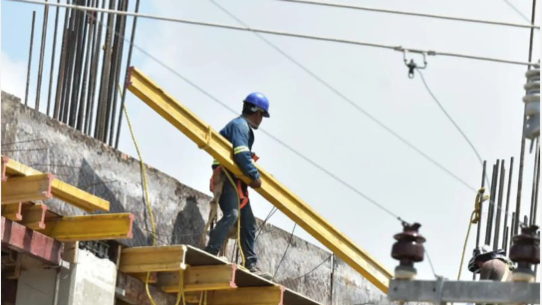 El alza de los materiales empujará un incremento en el costo final de las obras.Alejandro del Ángel